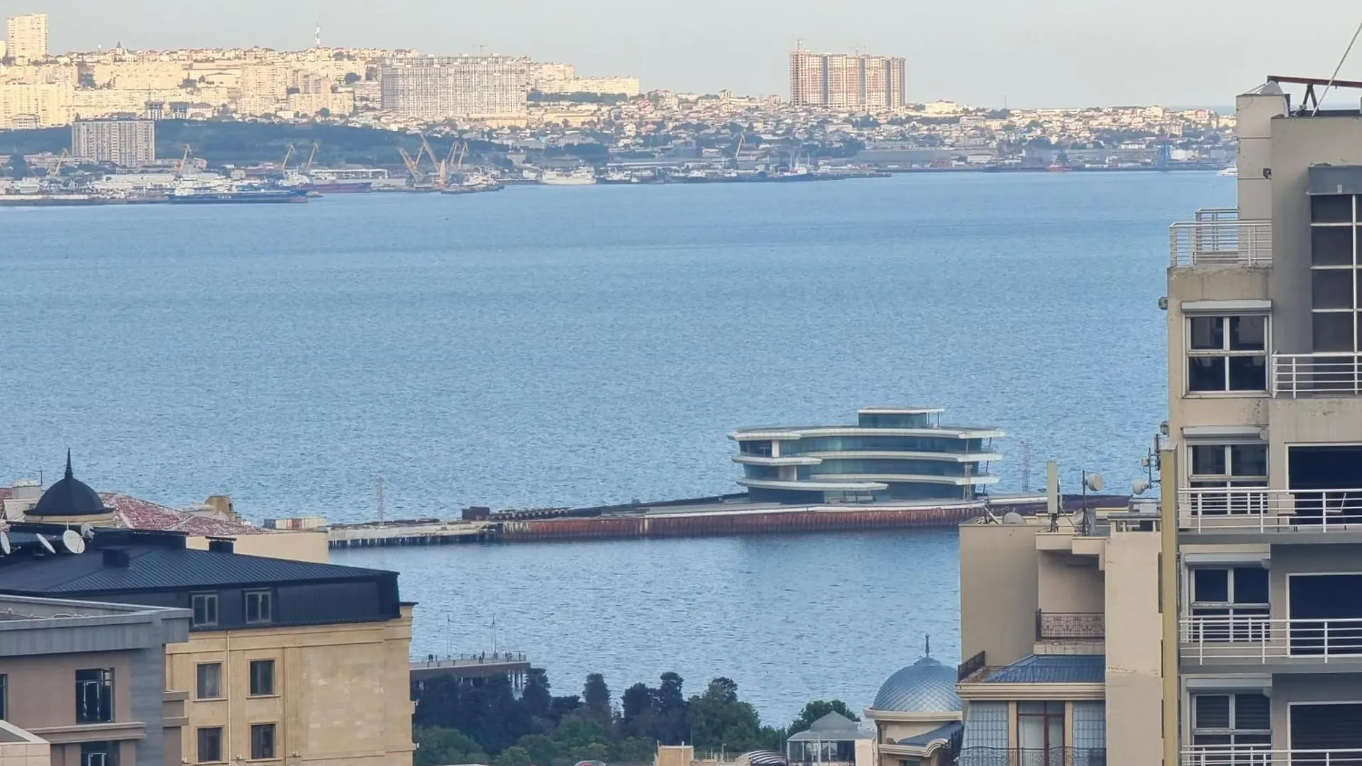 Narimanov Sea View location